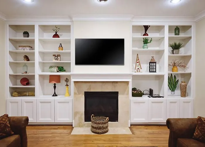 Downtown Museum District, Zoo, Parks, Nightlife! - Detering Apartment Houston