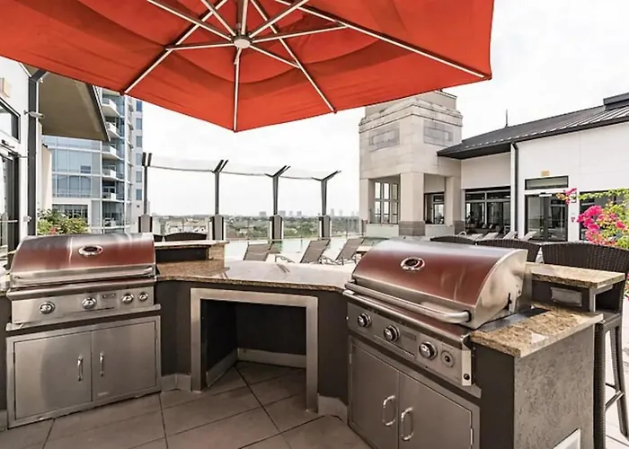 Centrally Located Getaway + Pool Apartment Houston